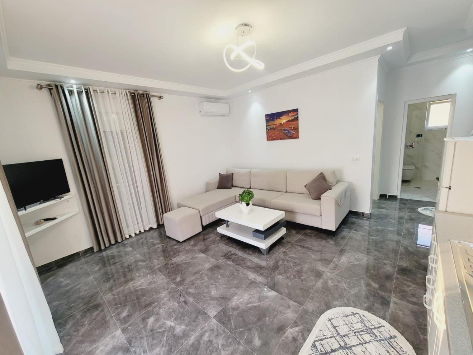Makla Appartement Sarandë Buitenkant foto