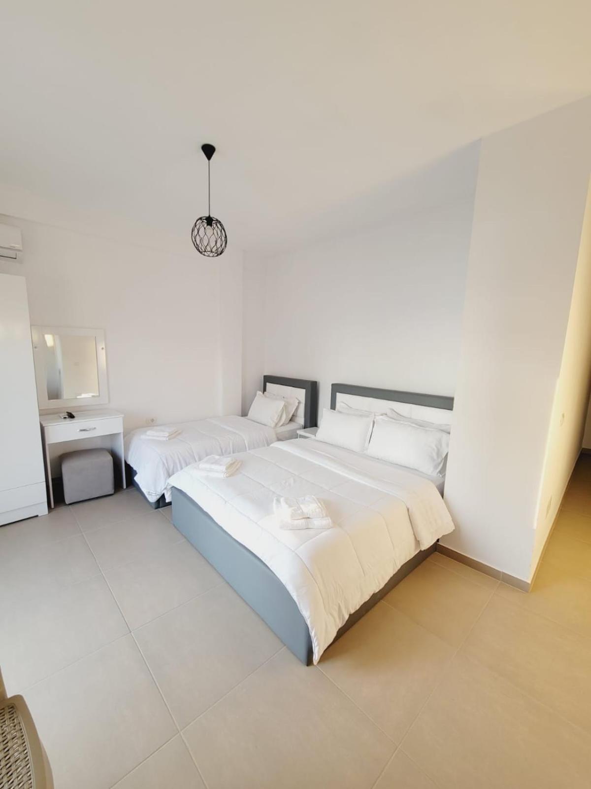 Makla Appartement Sarandë Buitenkant foto
